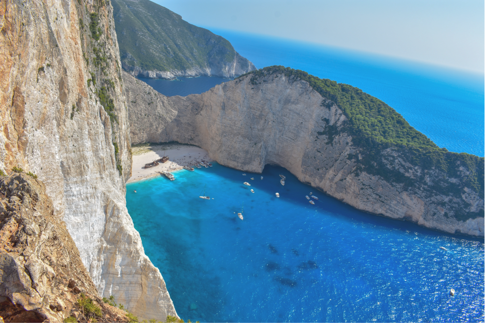 Read more about the article 希臘旅行必做的9件事 – 必去景點和必試活動